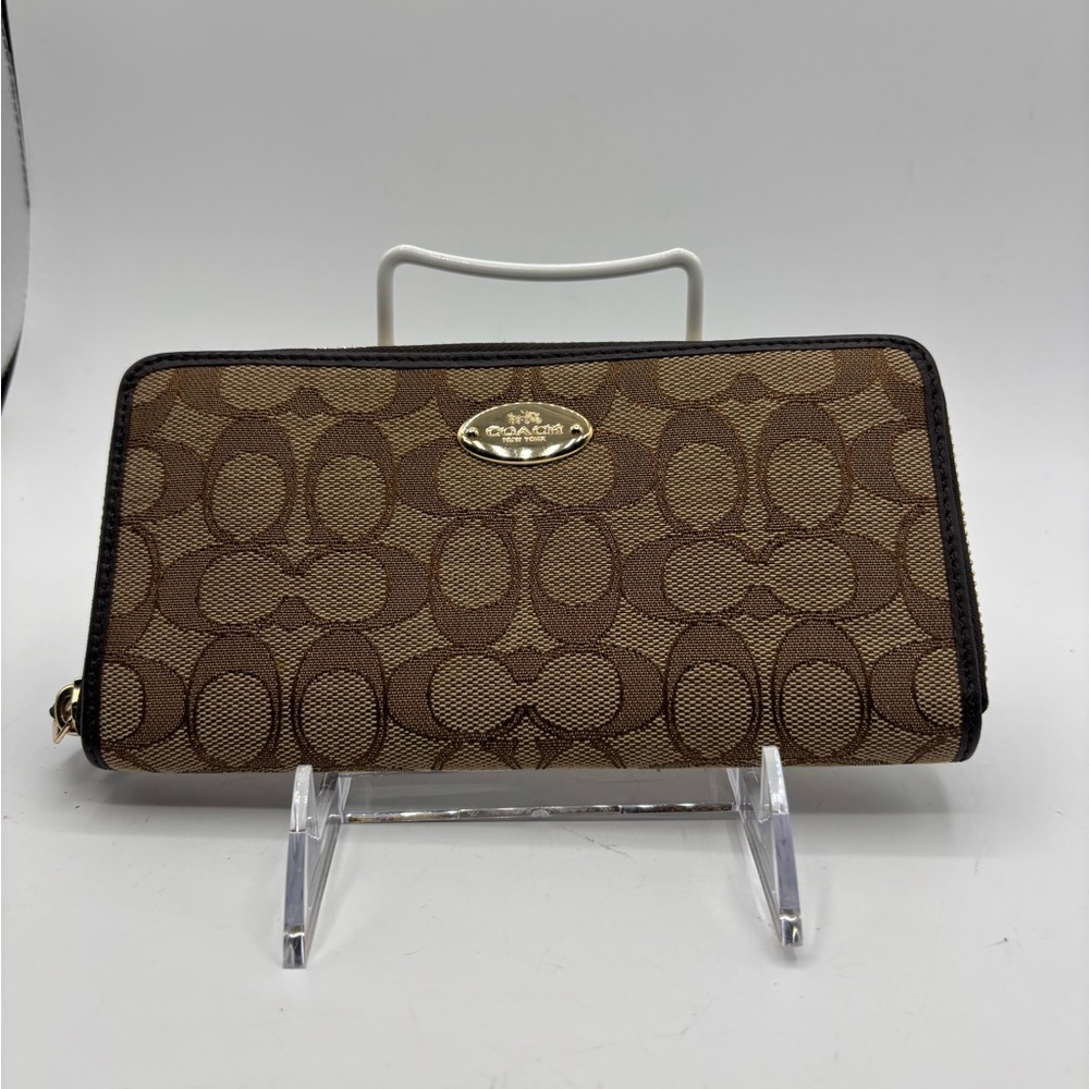 Coach Brown and Tan Signature Zip Wallet - Picture 11 of 13